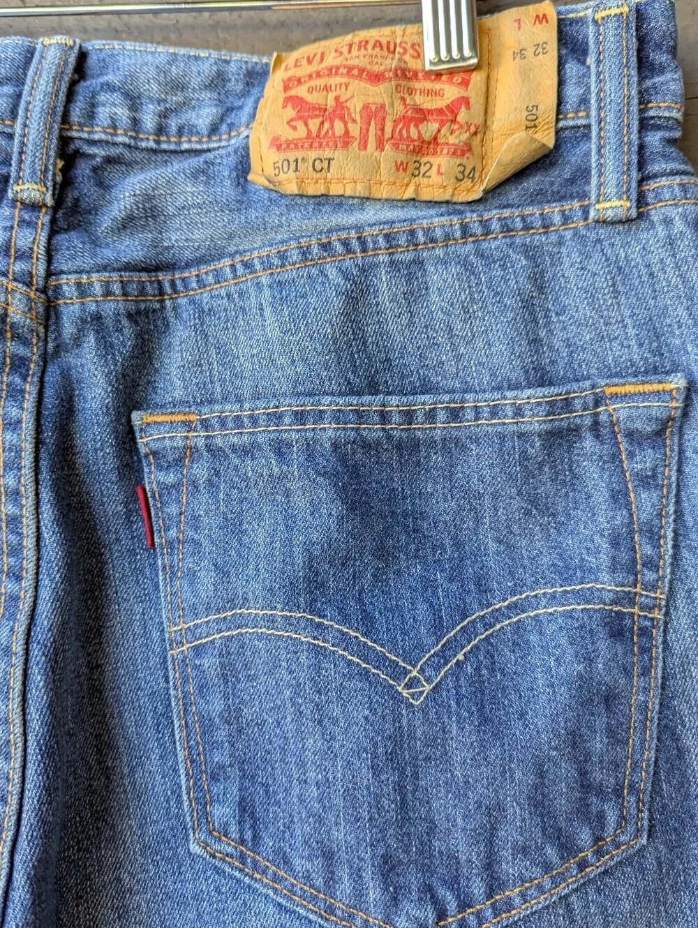 Levi's 501 CT 100% Cotton Medium Wash Denim Jean Button Fly W32 L34 Custom Taper